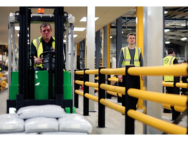 Flex-Pedestrian-krockskydd-for-gangtrafik_2